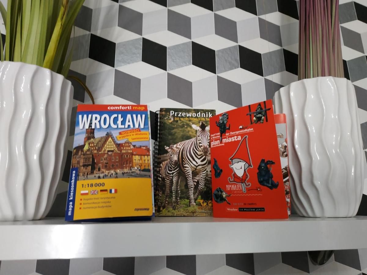 Apartament Venge -Cale Mieszkanie 46M2 Na Wylacznosc - Z Jedna Sypialnia I Jednym Sypialno-Salonem -3 Pietro Bez Windy- Rezerwacja Bez Karty Kredytowej-Klimatyzacja-Netflix-2 Lozeczka Dzieciece- Bezplatny Parking Publiczny Βρότσλαβ Εξωτερικό φωτογραφία