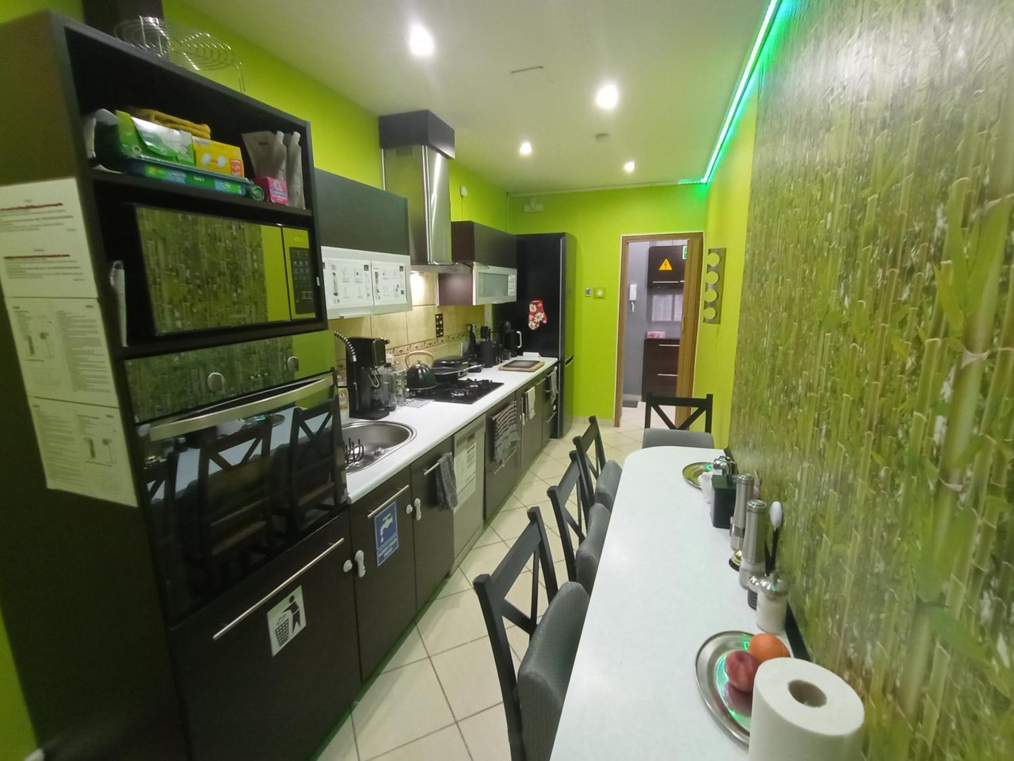Apartament Venge -Cale Mieszkanie 46M2 Na Wylacznosc - Z Jedna Sypialnia I Jednym Sypialno-Salonem -3 Pietro Bez Windy- Rezerwacja Bez Karty Kredytowej-Klimatyzacja-Netflix-2 Lozeczka Dzieciece- Bezplatny Parking Publiczny Βρότσλαβ Εξωτερικό φωτογραφία