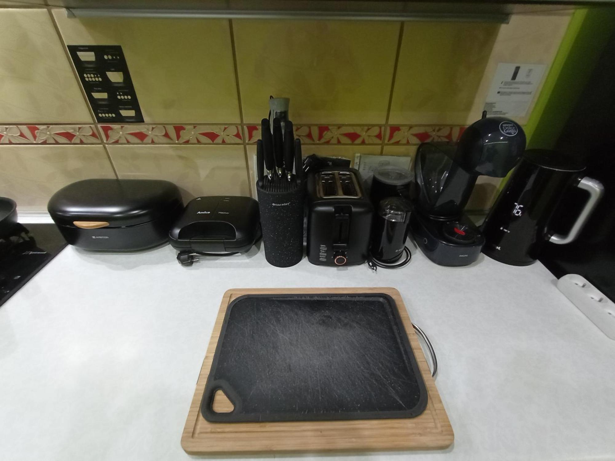 Apartament Venge -Cale Mieszkanie 46M2 Na Wylacznosc - Z Jedna Sypialnia I Jednym Sypialno-Salonem -3 Pietro Bez Windy- Rezerwacja Bez Karty Kredytowej-Klimatyzacja-Netflix-2 Lozeczka Dzieciece- Bezplatny Parking Publiczny Βρότσλαβ Εξωτερικό φωτογραφία