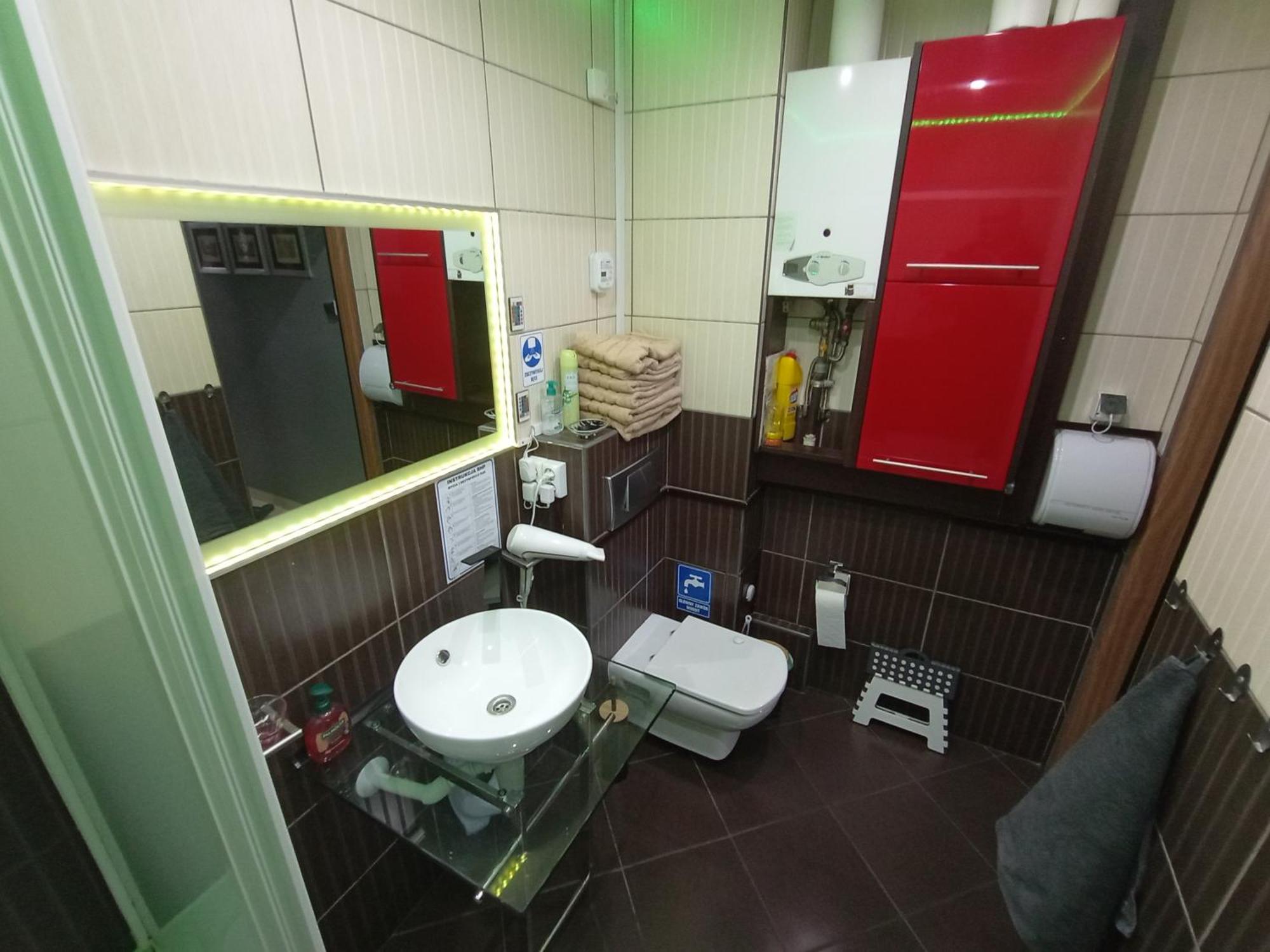 Apartament Venge -Cale Mieszkanie 46M2 Na Wylacznosc - Z Jedna Sypialnia I Jednym Sypialno-Salonem -3 Pietro Bez Windy- Rezerwacja Bez Karty Kredytowej-Klimatyzacja-Netflix-2 Lozeczka Dzieciece- Bezplatny Parking Publiczny Βρότσλαβ Εξωτερικό φωτογραφία